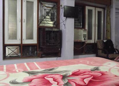 Hotel Purohit Lodge, Haridwar 5